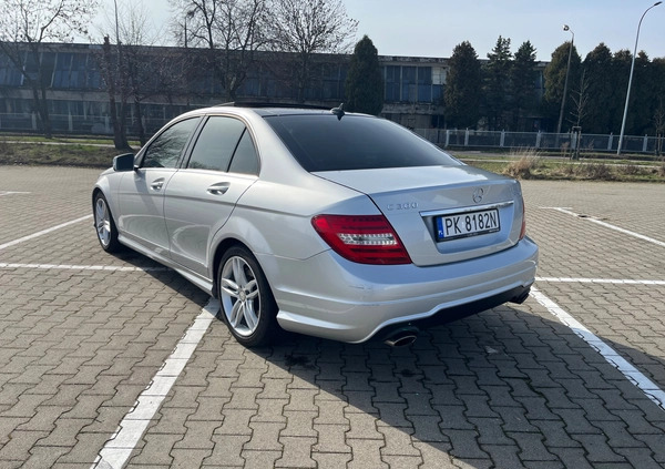 Mercedes-Benz Klasa C cena 63900 przebieg: 216000, rok produkcji 2014 z Kalisz małe 56